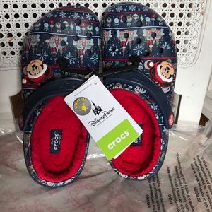 Disney park crocs,Light up, Christmas.